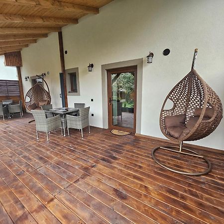 Arbor Inn Braşov Buitenkant foto