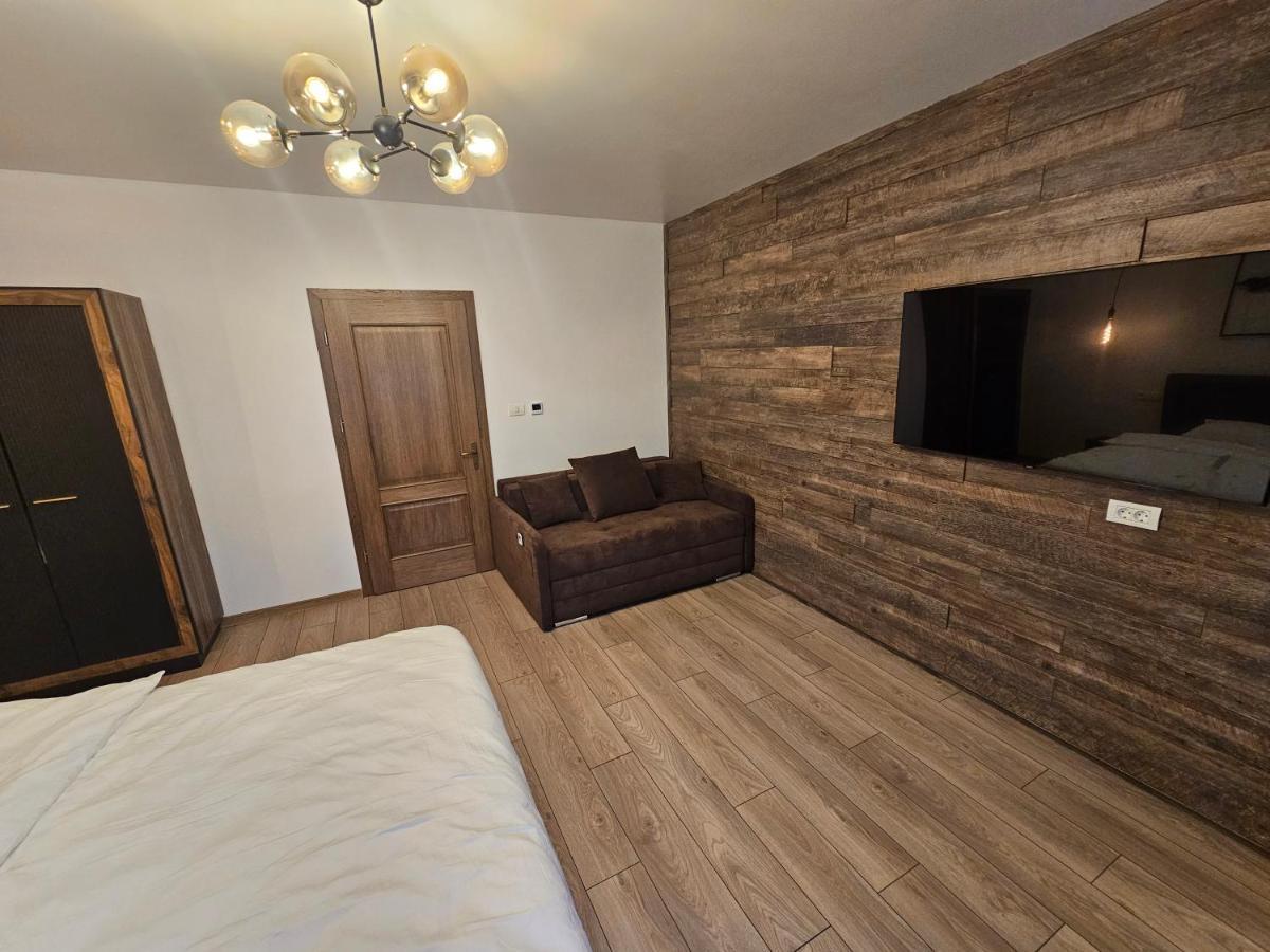 Arbor Inn Braşov Buitenkant foto